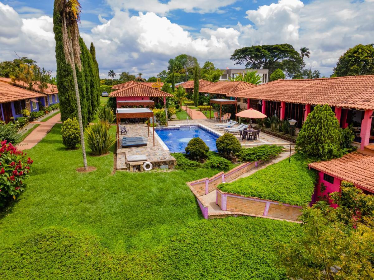 Hotel Campestre Solar De La Luna Armenia  Exterior foto